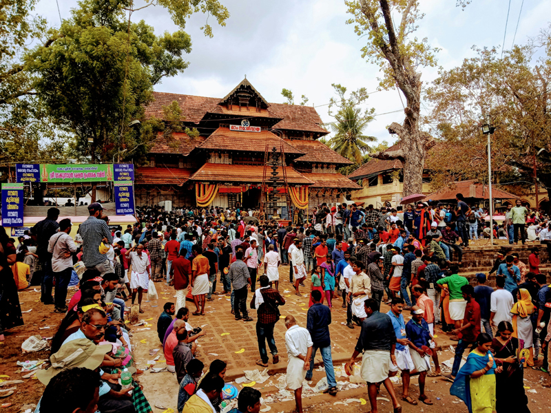 Vadakkunnadhan Temple, Thrissur on Pooram morning — the ancient Shiva temple at the centre of Thekkinkadu Maidan
